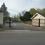 Le Clos Du Lys Hébergement de vacances *