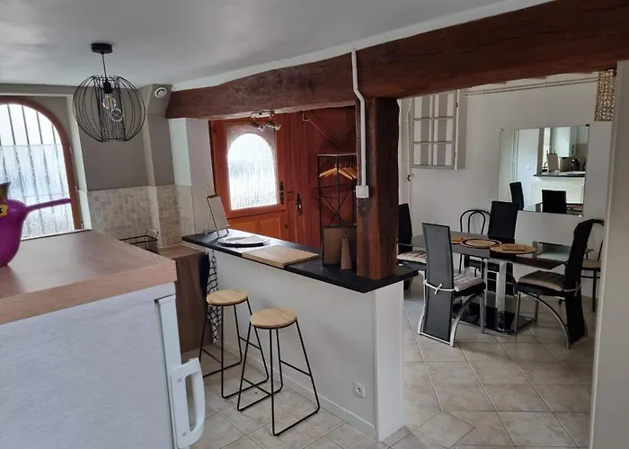 Le Clos Du Lys Holiday home Chalons-en-Champagne