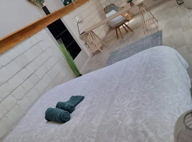 Holiday home Le Clos Du Lys Chalons-en-Champagne